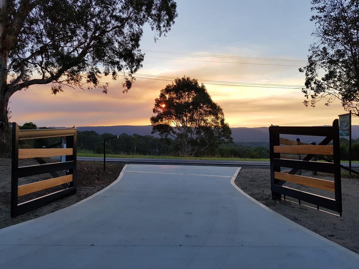 Blueberry Hills On Comleroy Farmstay - Self-Contained Cottages Kurrajong Esterno foto