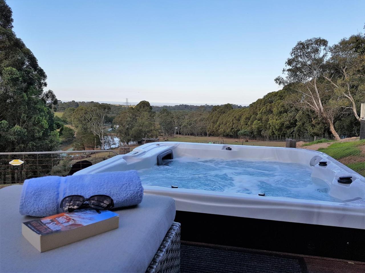 Blueberry Hills On Comleroy Farmstay - Self-Contained Cottages Kurrajong Esterno foto